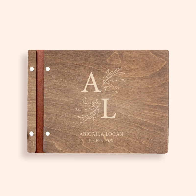 

Деревянная гостевая книга Mr&Mrs