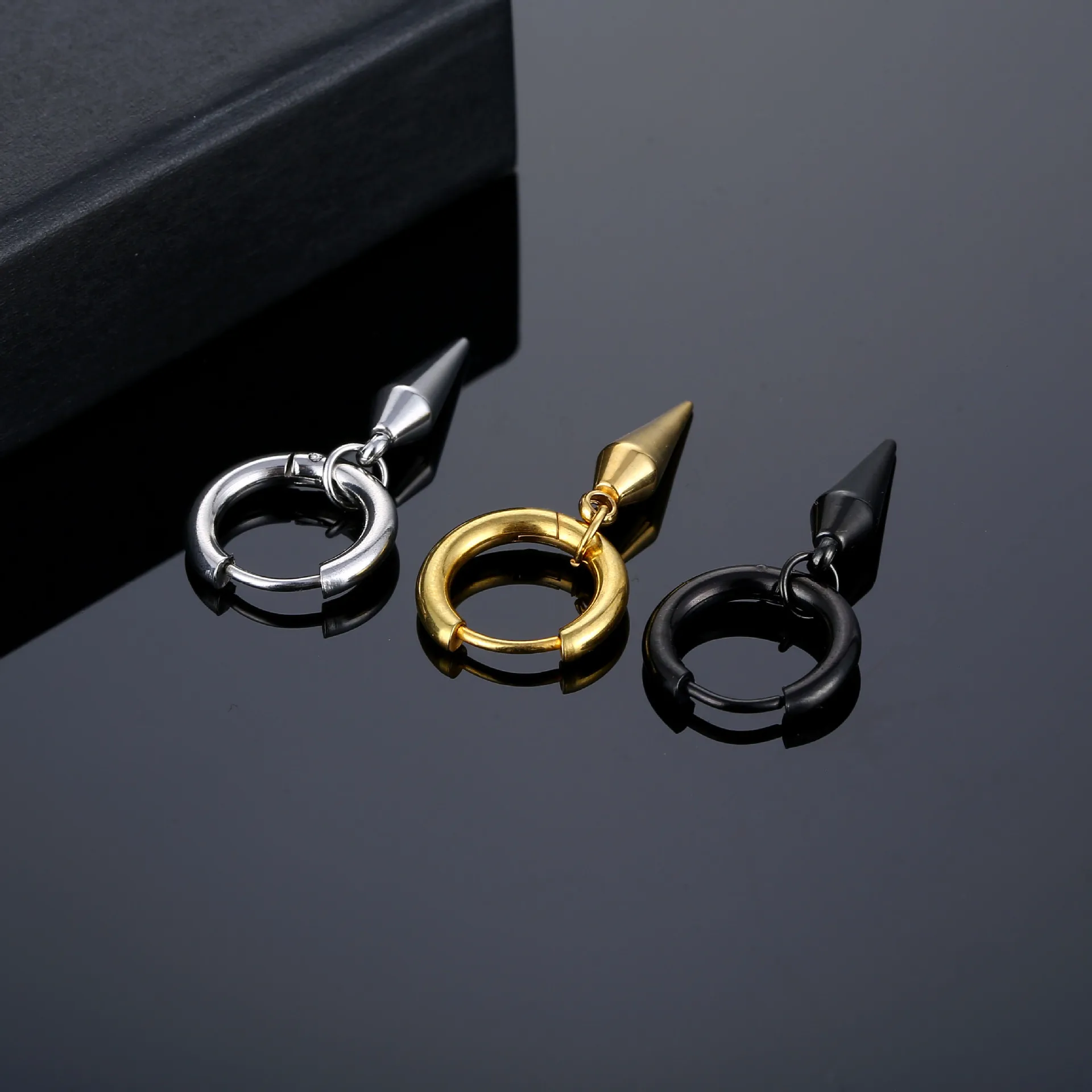 

Earrings 2022 Fashion Jewelry Stainless Steel Men Women Cone Stud Earrings Black Pierced Earrings
