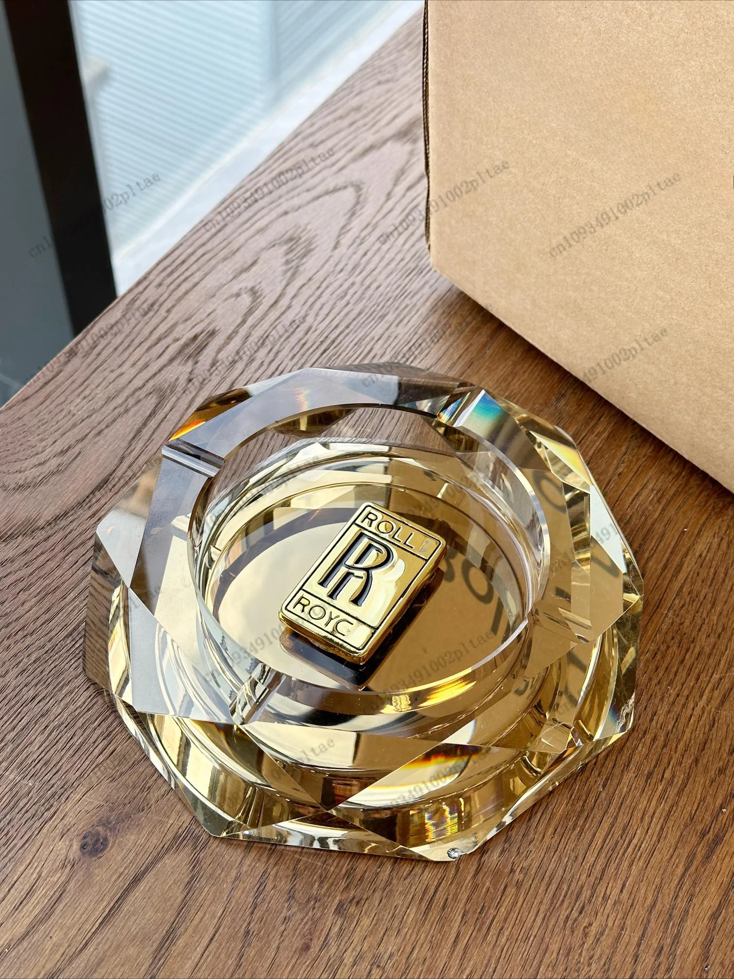 R Logo Little Gold Man CIGARLOONG Попельница для сигар Бронзовое дно Большой диаметр Титановый