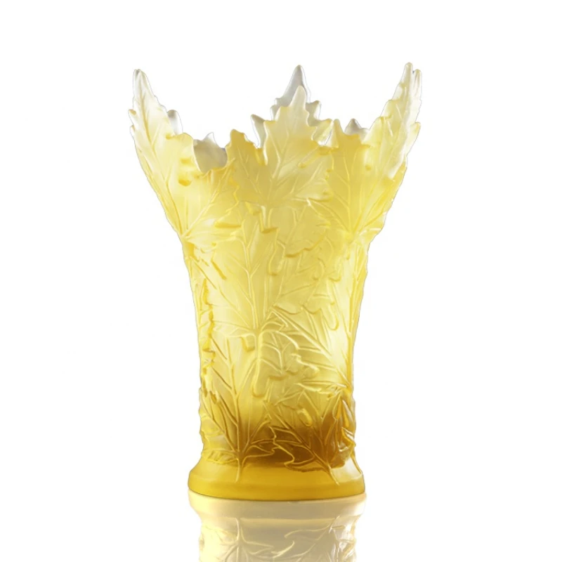 

Wholesale Folk Crafts Maple Leaf Party Vases Luxury Arabic Vase