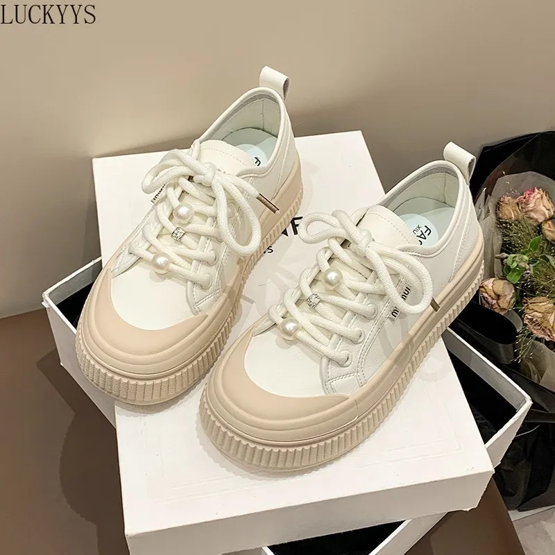 Женские универсальные кроссовки повседневная обувь в студенческом стиле на