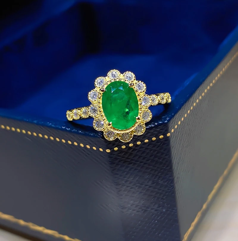

New Emerald S925 Sterling Silver Ring Classic Green Inlaid Gold-plated Women's Wedding Ring Jewelry Wholesale