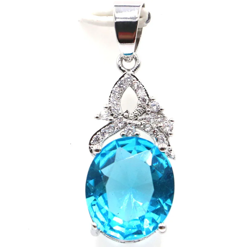 

Женский кулон из серебра 4,2 пробы, 925 г