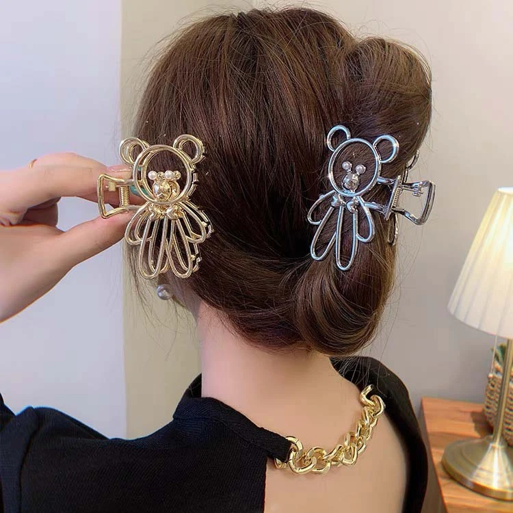 

Bear Crystal Hair Claws Clip Metal Large Crabs Claw Clamps Rhinestone Bling Hair Clips for Women Girls Hair Accessories Kawaii