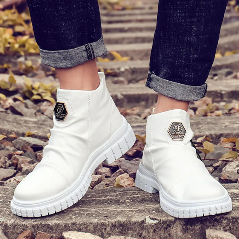 

Men Casual Ankle Boots Vintage Motorcycle Boot Zipper design Brand High Quality Comfortable Outdoor High Top Shoes Male 39-45