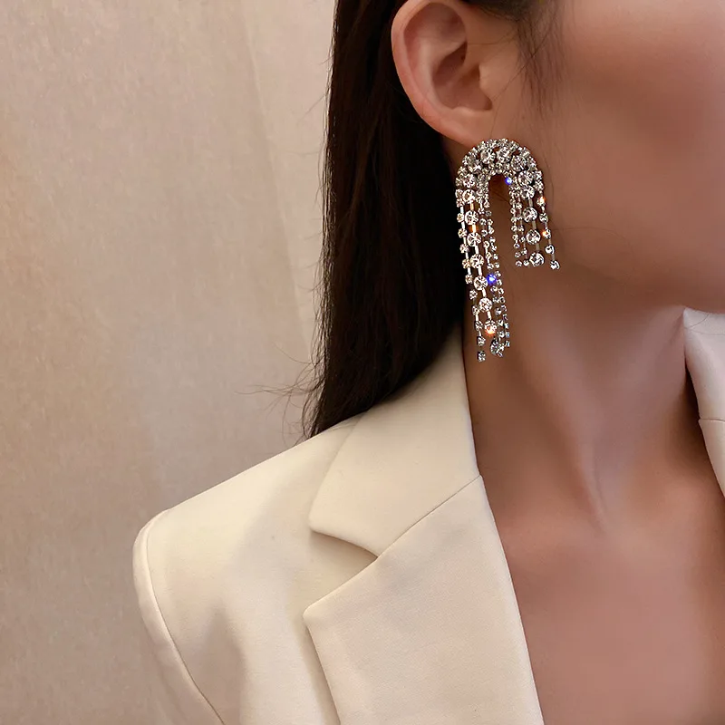

Luxury Irregular Long Tassel Dangle Earrings for Women Shiny Full Rhinestone Drop Earrings 2022 Trendy Party Delicate Jewelry