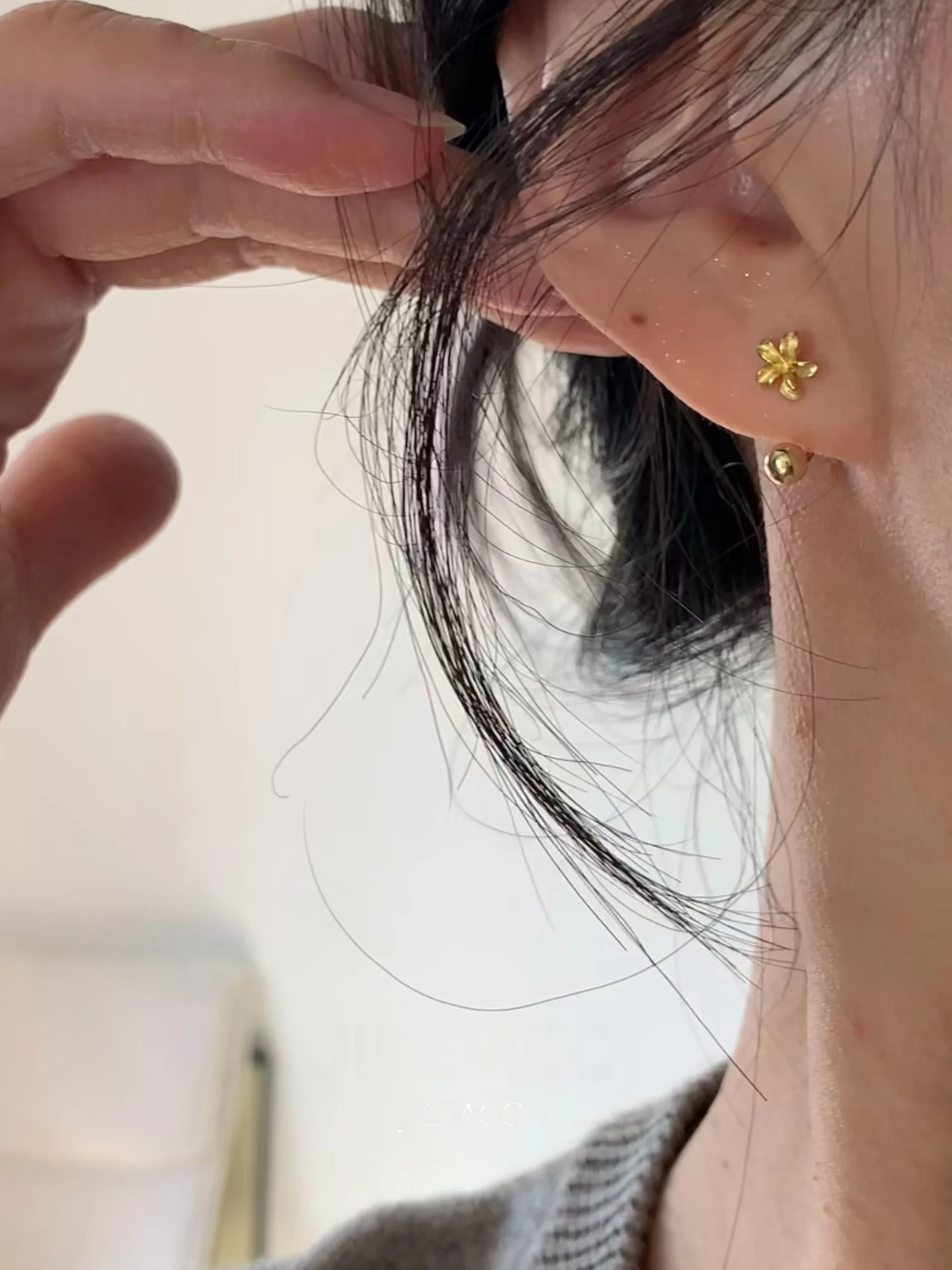 Серьги-гвоздики с цветком Серьги из стерлингового серебра Цельная