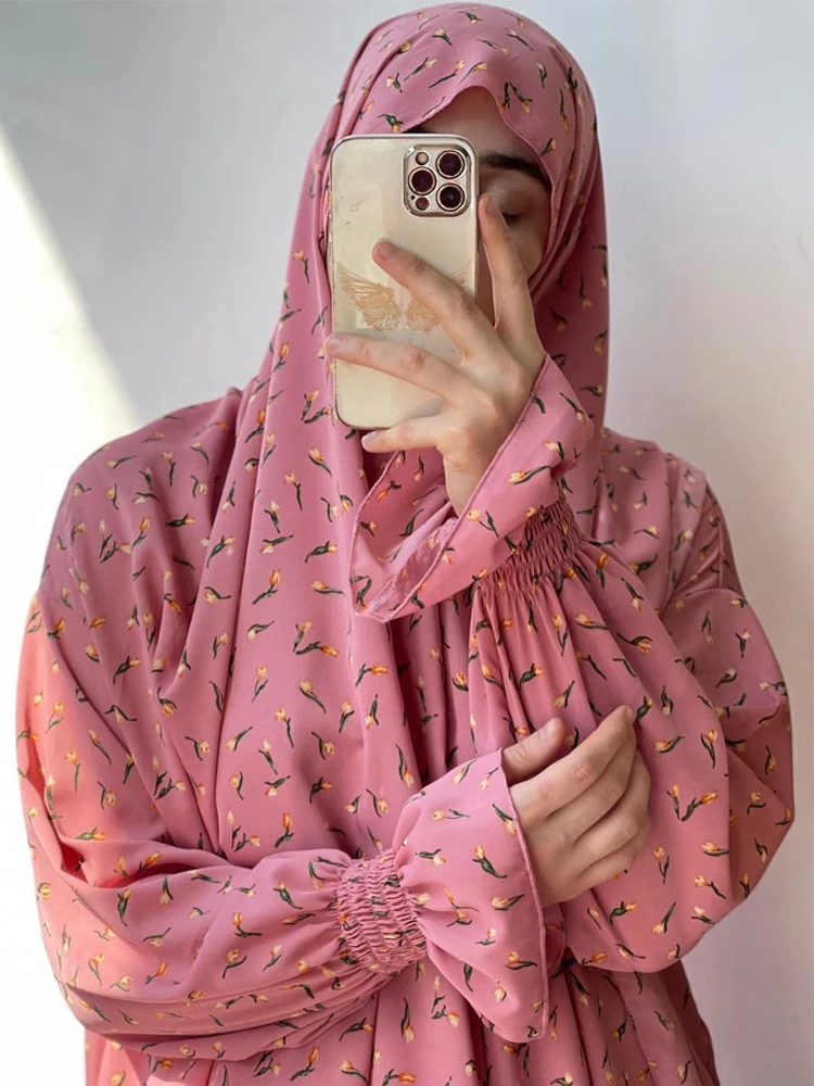 Jilbabs for Women One Piece Printed Prayer Dress Muslim Abaya with Integrated Veil Islamic Products Ramadan Modest Outfits Dubai