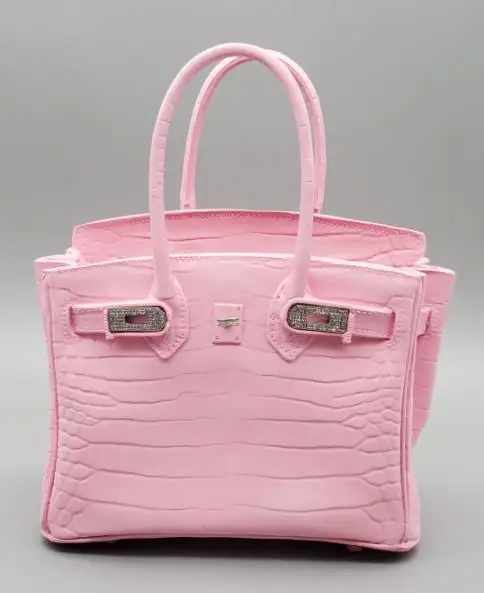 

Белая ваза из резины