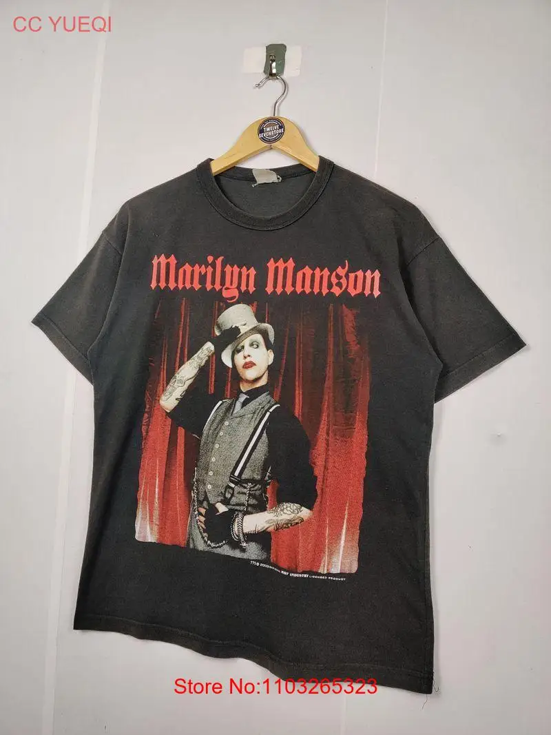 Черная футболка унисекс с коротким рукавом и принтом