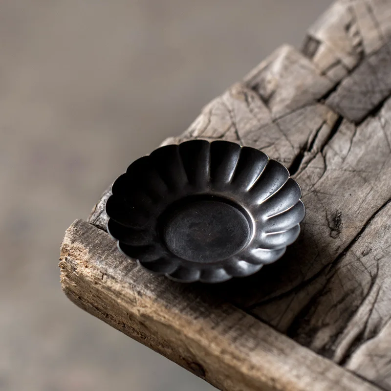 

Медные подставки с цветом сливы и хризантемы