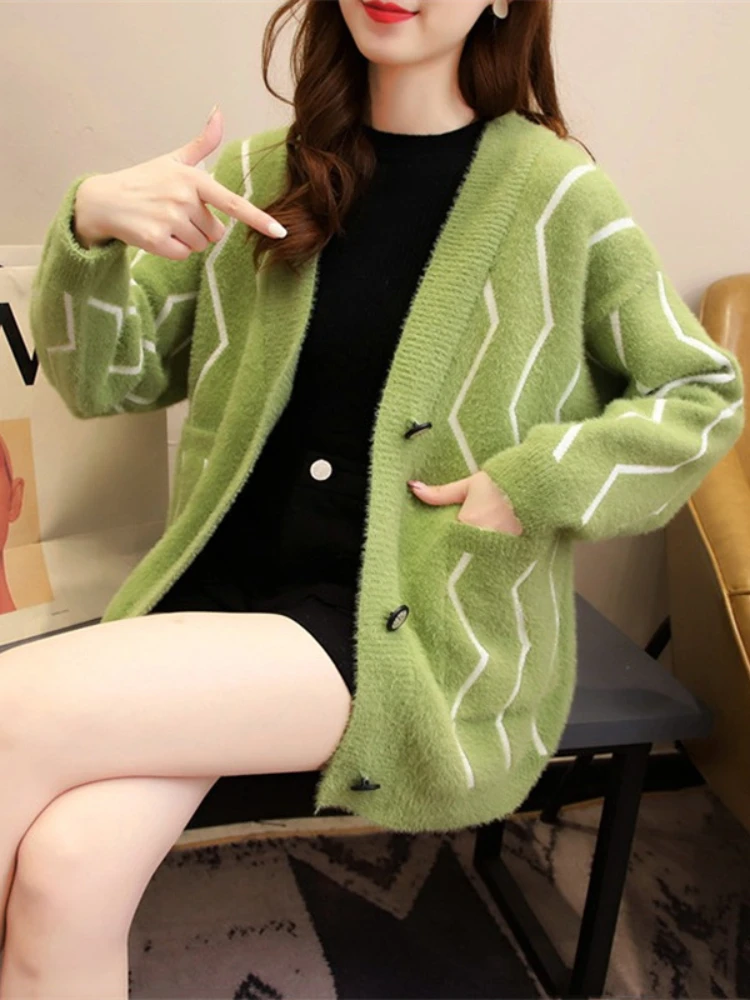 

Женский вязаный кардиган с V-образным вырезом, Свободный Полосатый свитер в Корейском стиле на пуговицах для осени и зимы