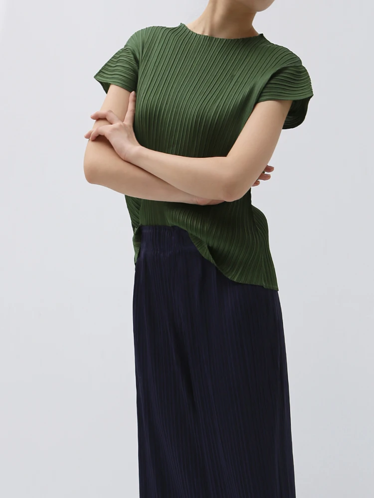 Женская плиссированная футболка GVUW Универсальные однотонные повседневные