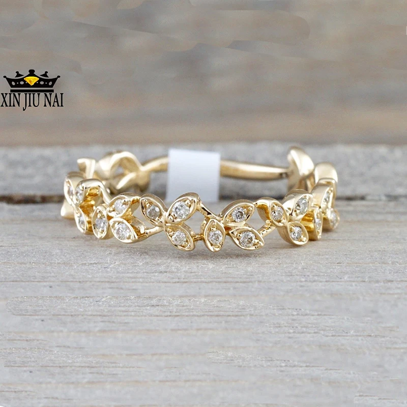 

Женское кольцо из серебра 925 пробы, с фианитом