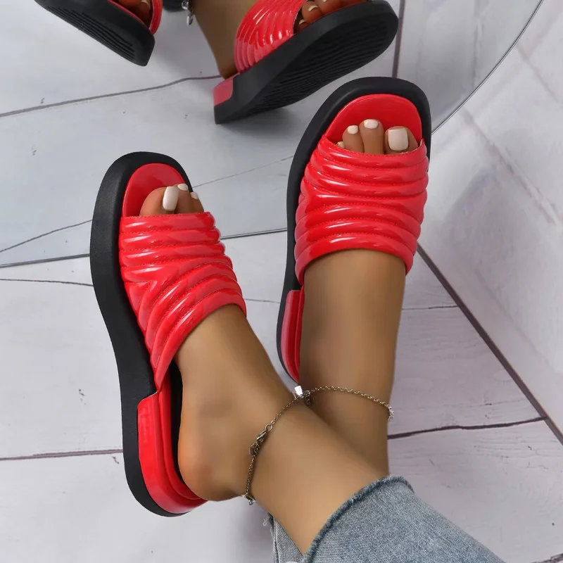

Casual and Comfortable Slope Heel Outdoor Slippers Fashion Women's Shoes
