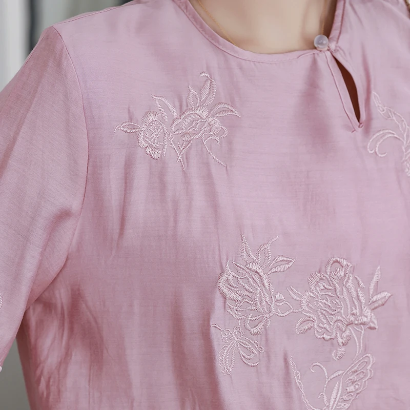 Рубашка-Ципао с вышивкой в китайском стиле круглым вырезом разрезом и длинным