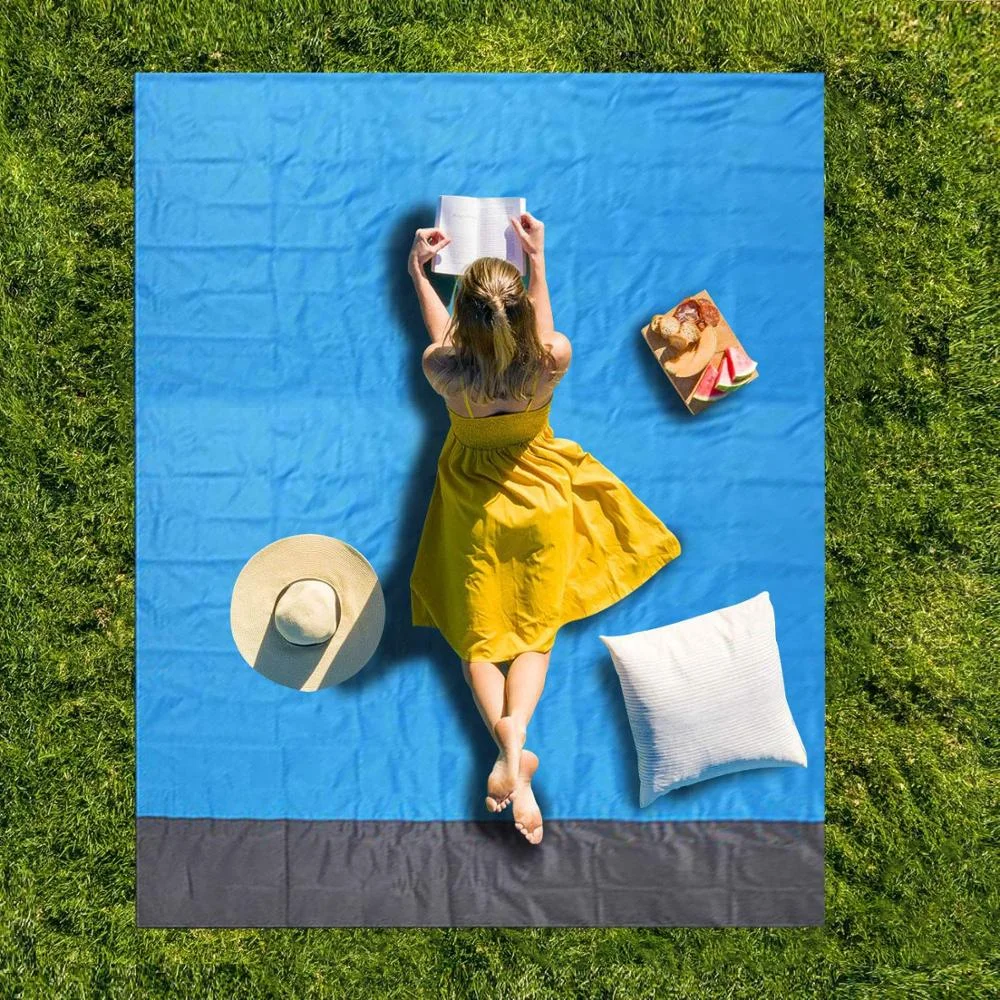 

Outdoor Camping Mini Folding Moisture Proof Beach Mat