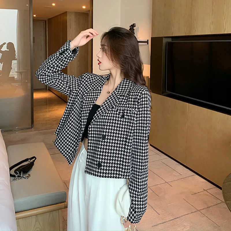 

2022 Spring and Autumn Net Red Houndstooth Small Suit Women's Short Jacket Small Outer Top Autumn Women's Clothing