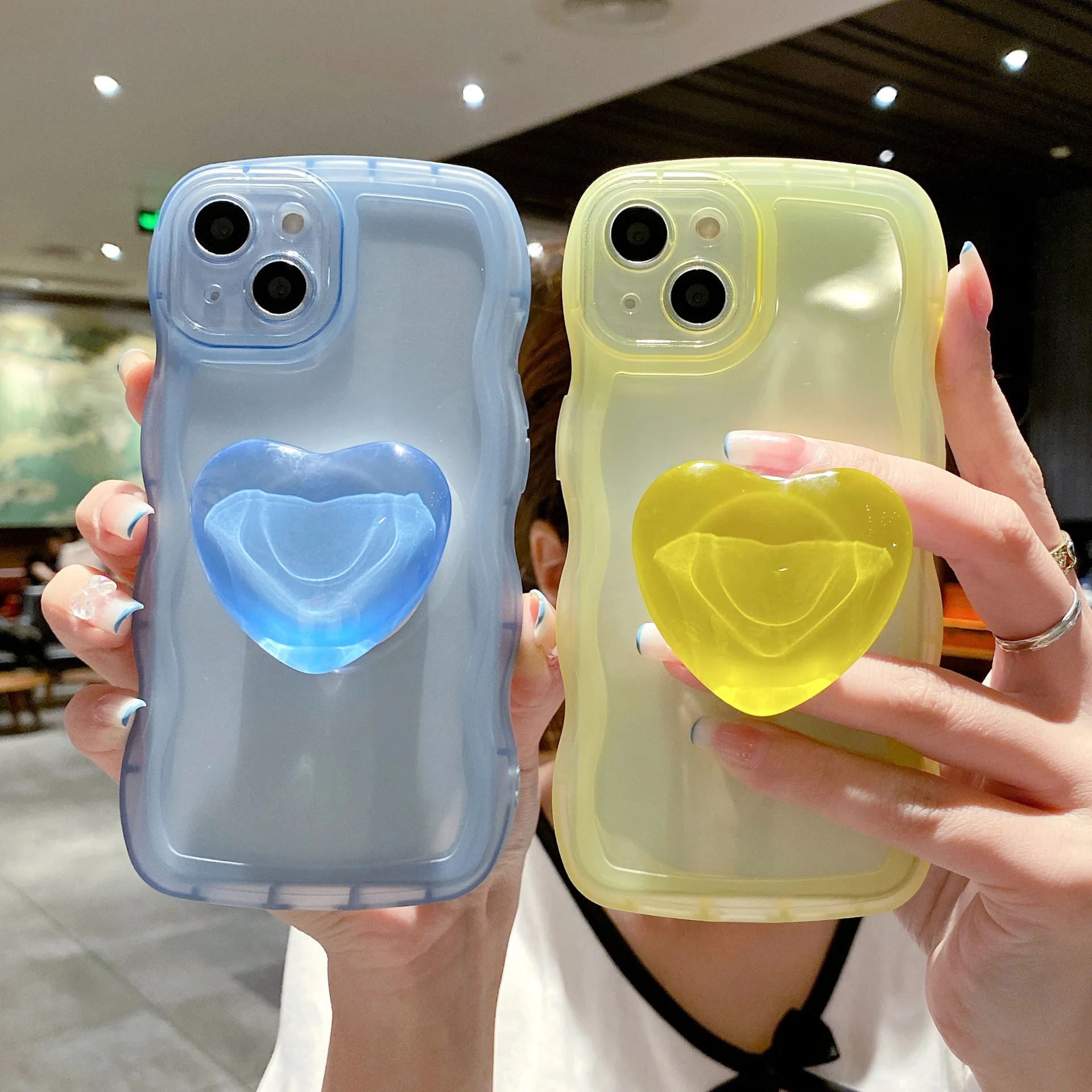 

Wave Frame With Bracket Transparent TPU Case for IPhone 14 15 13 12 Pro Max X XR 8 Plus Lens All-inclusive Shockproof Protection