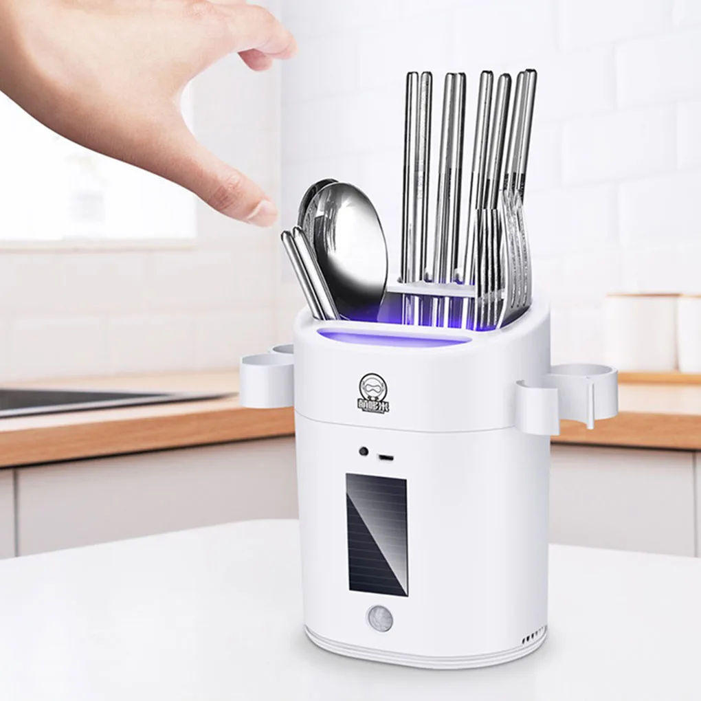 

Настенные USB-палочки для еды