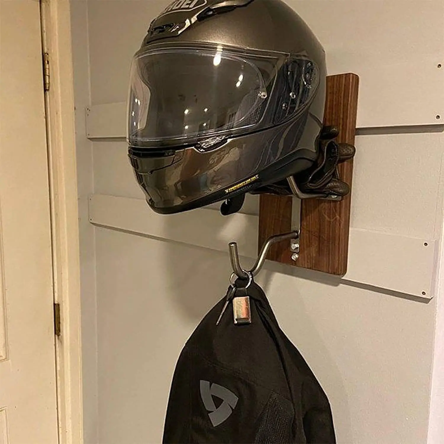 

2022 New Wall Mount Motorcycle Helmet Holder Stand Caps Rack Hanger Display Storage Rack Jacket Hook Universal Hook Dropshippin