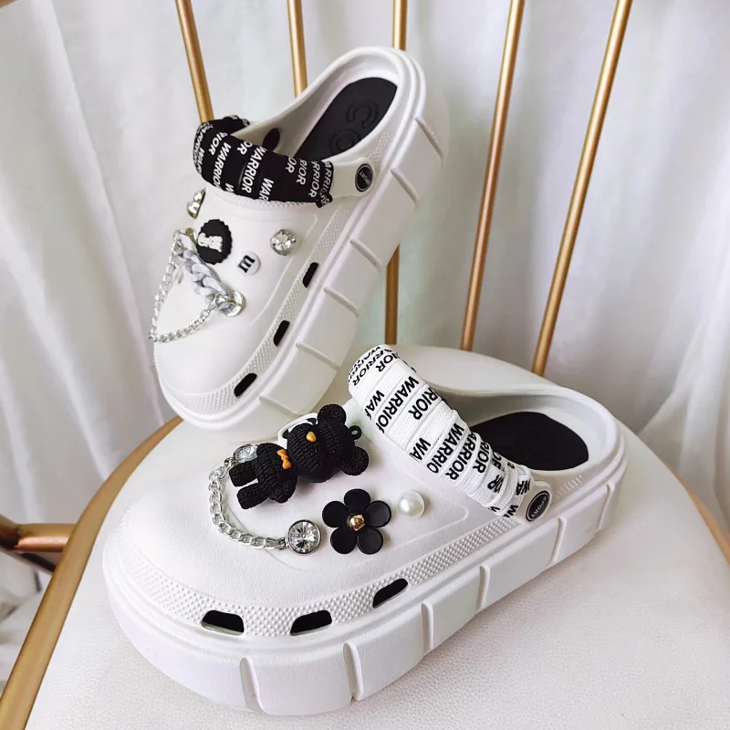 New Arrivals 13 Pcs/Set Woolly Bear Lace Set Designer Chain Shoe Trend Quality Clogs Shoe Decorations Elegant Lovable