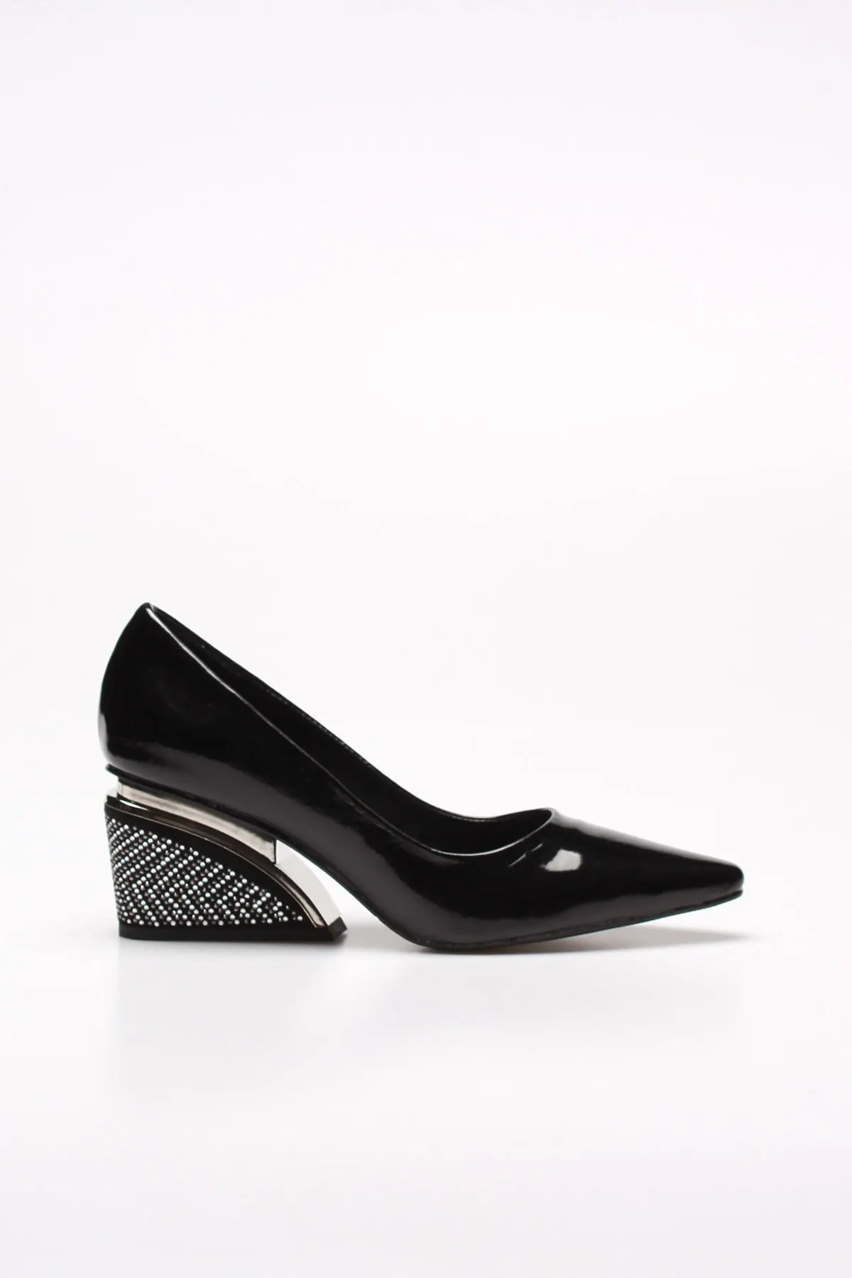 

Fashion Style Black Patent Leather Casual Classic Shoes