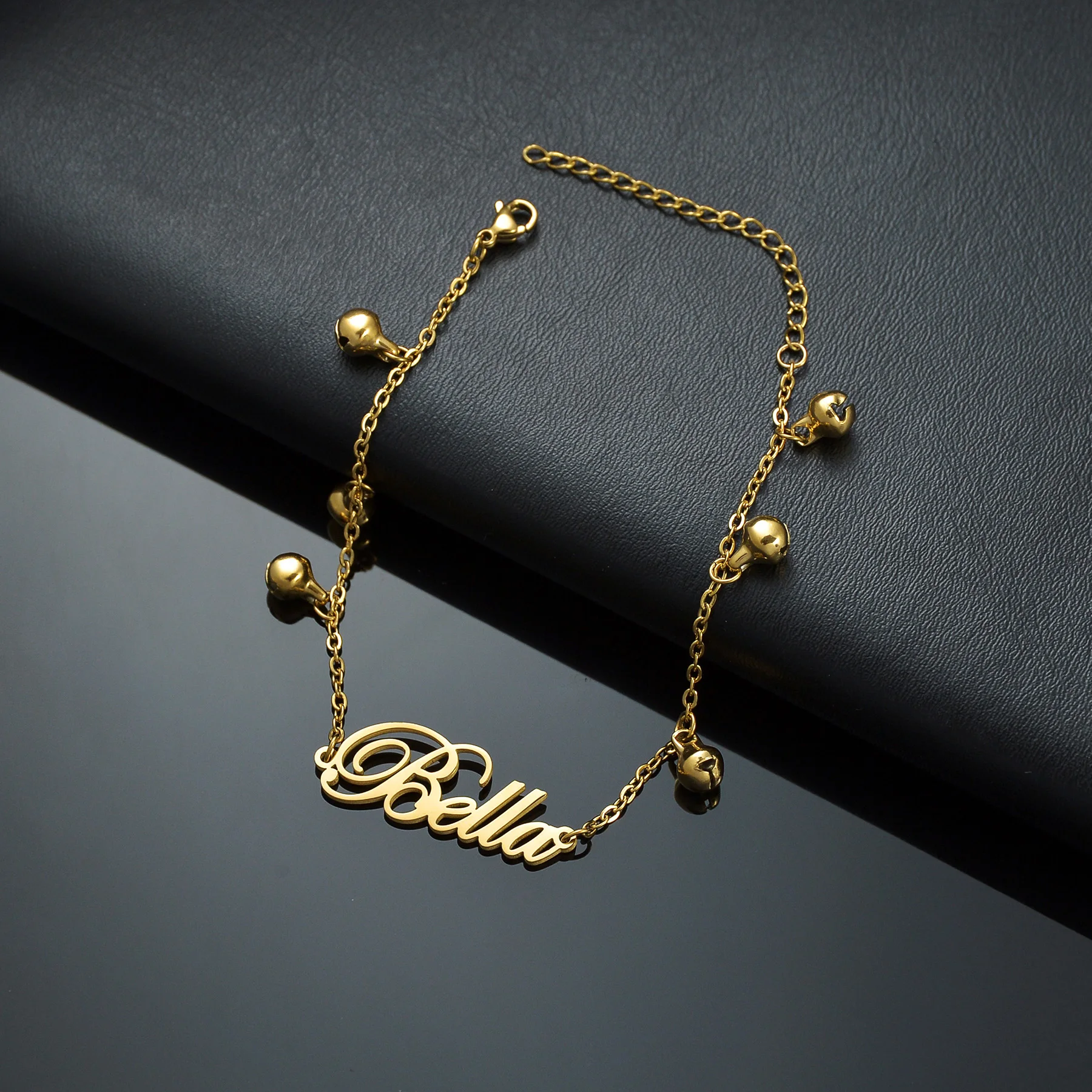 

Bracelets Name Customized Stainless Steel Personalized Simple Fashion Bracelets O-Chain Bell For Women Girl Jewelry Gift Idea