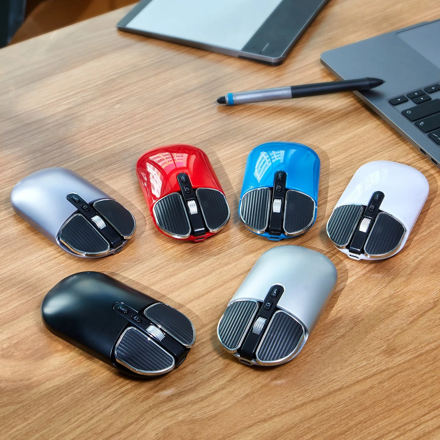 Мышь компьютерная беспроводная аккумуляторная с RGB-подсветкой и поддержкой Bluetooth