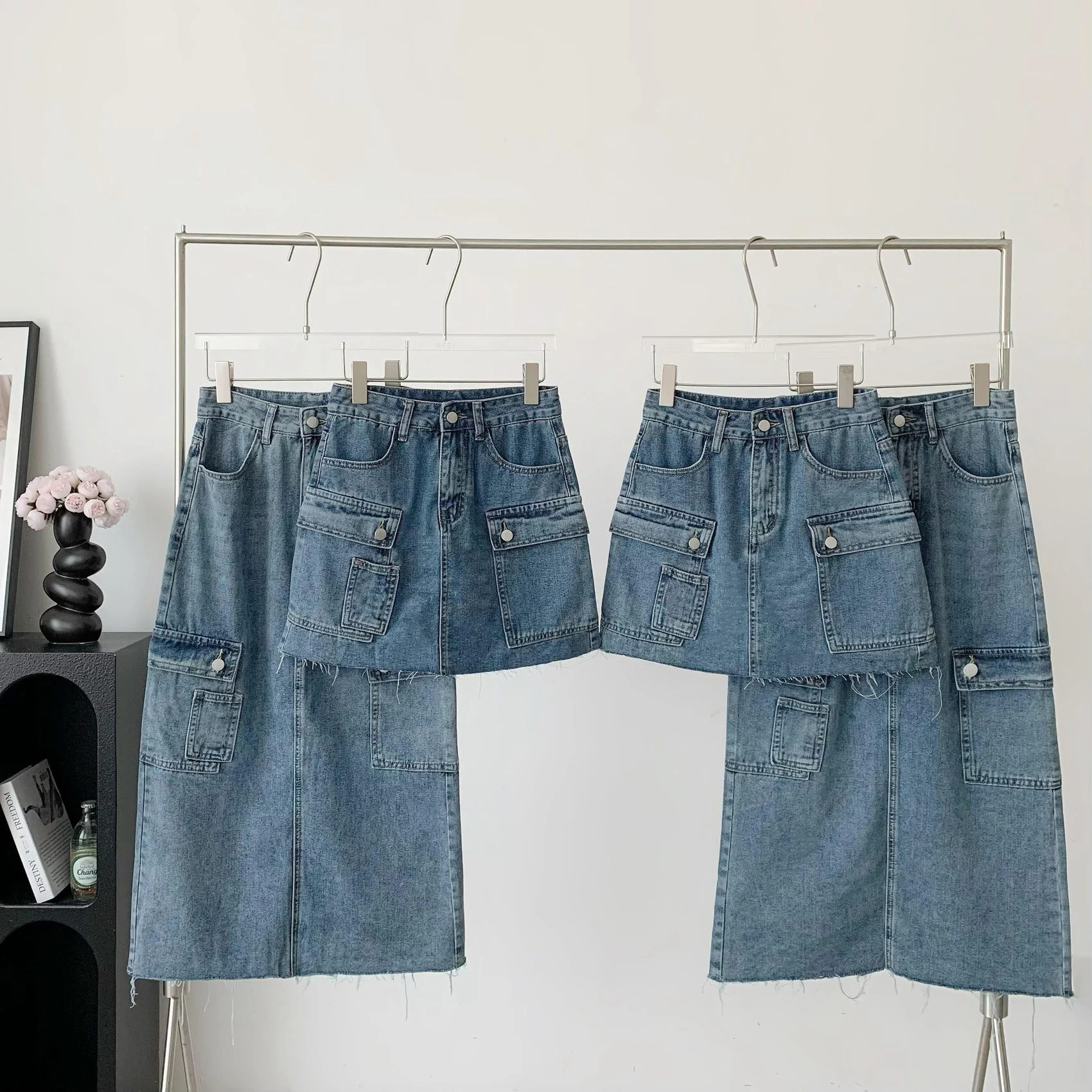 

Personalized Workwear with Pocket Denim Skirt Streetwear Woman Summer 2023 New Casual Washed Anti-Exposure Jean Skirt