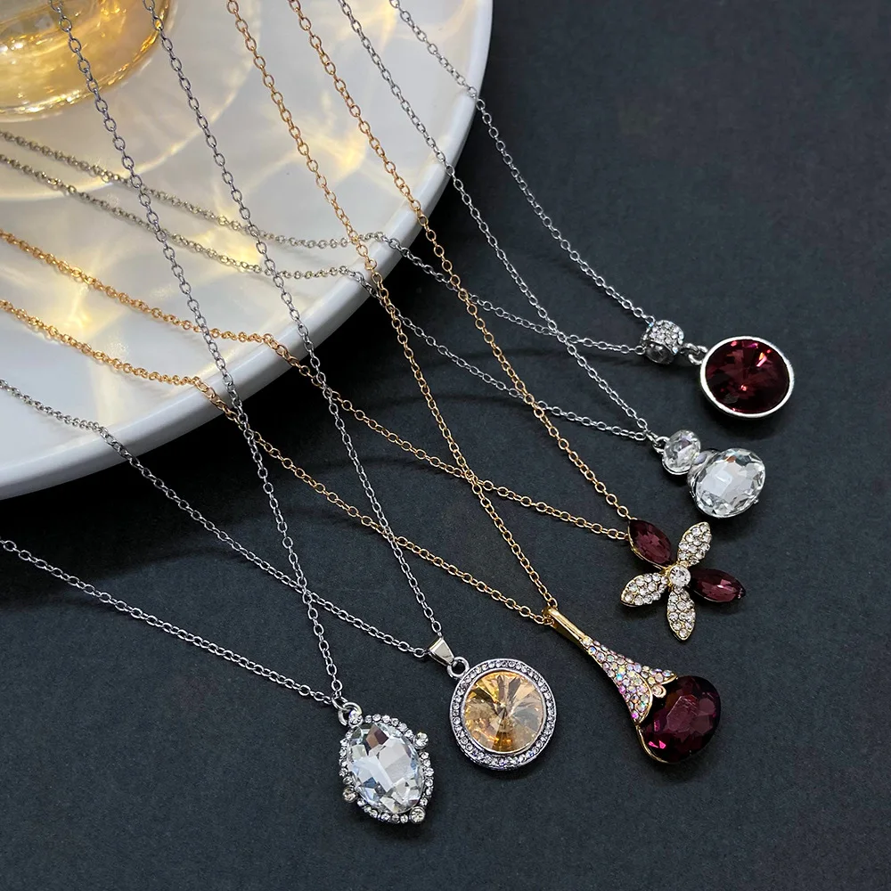 

Retro Zircon Geometric Necklaces Fashion Flower Water Drop Pendant Clavicle Chain Necklace for Women 2022 Trend Jewelry