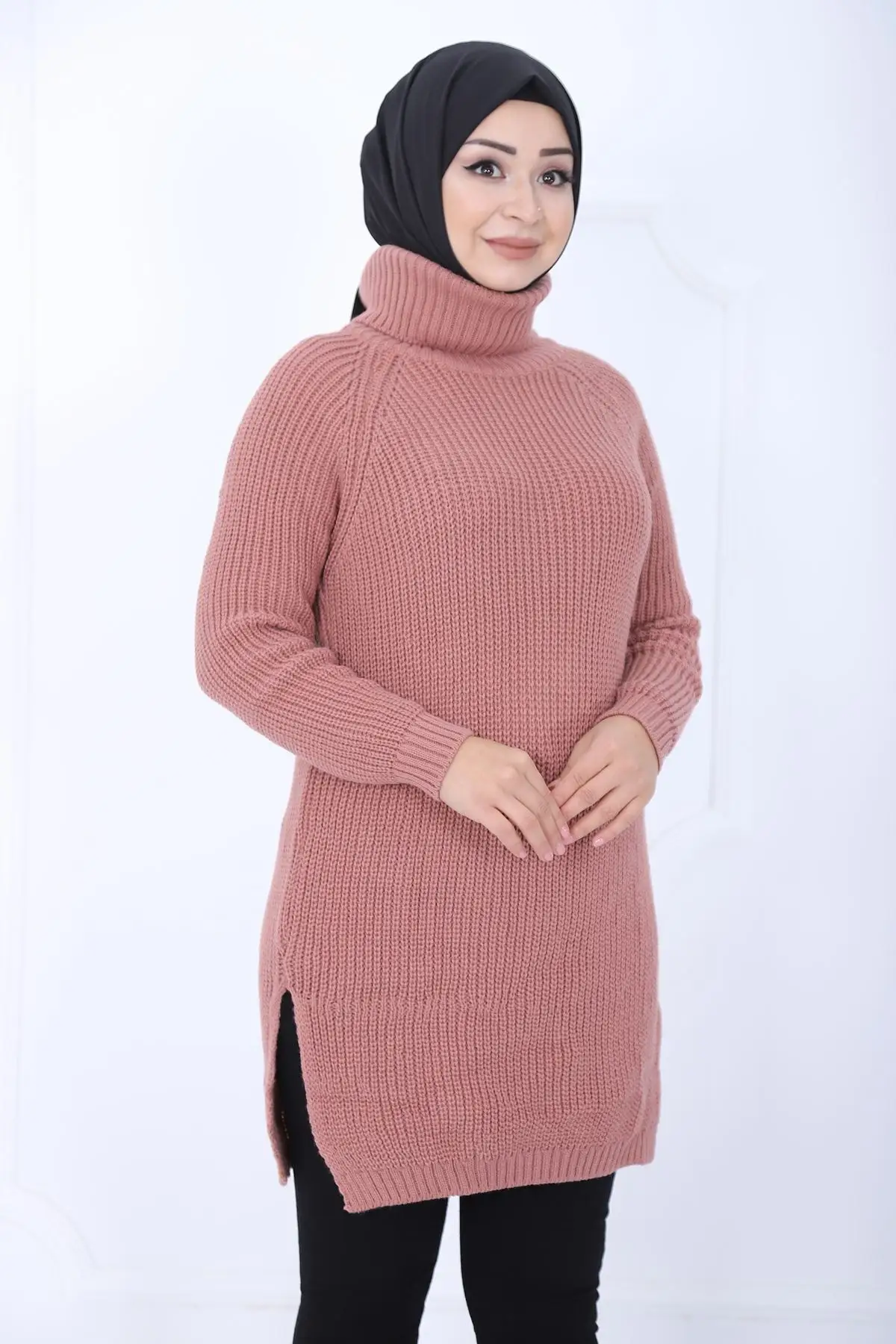 

Women turtlenecks Knitted Sweater Pink the slit taylor Women Muslim Sweater