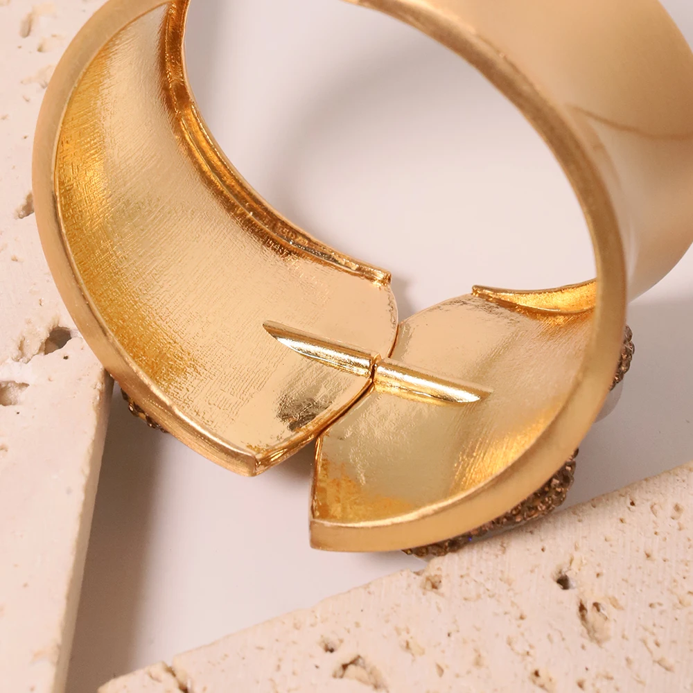 Женский браслет с натуральным пресноводным жемчугом