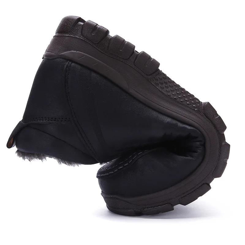 Winter Sports Shoes for Men Middle-aged Thick Plush Warm Elderly Slip-on Walking Shoes Comfortable Soft Sole Outdoor Footwear