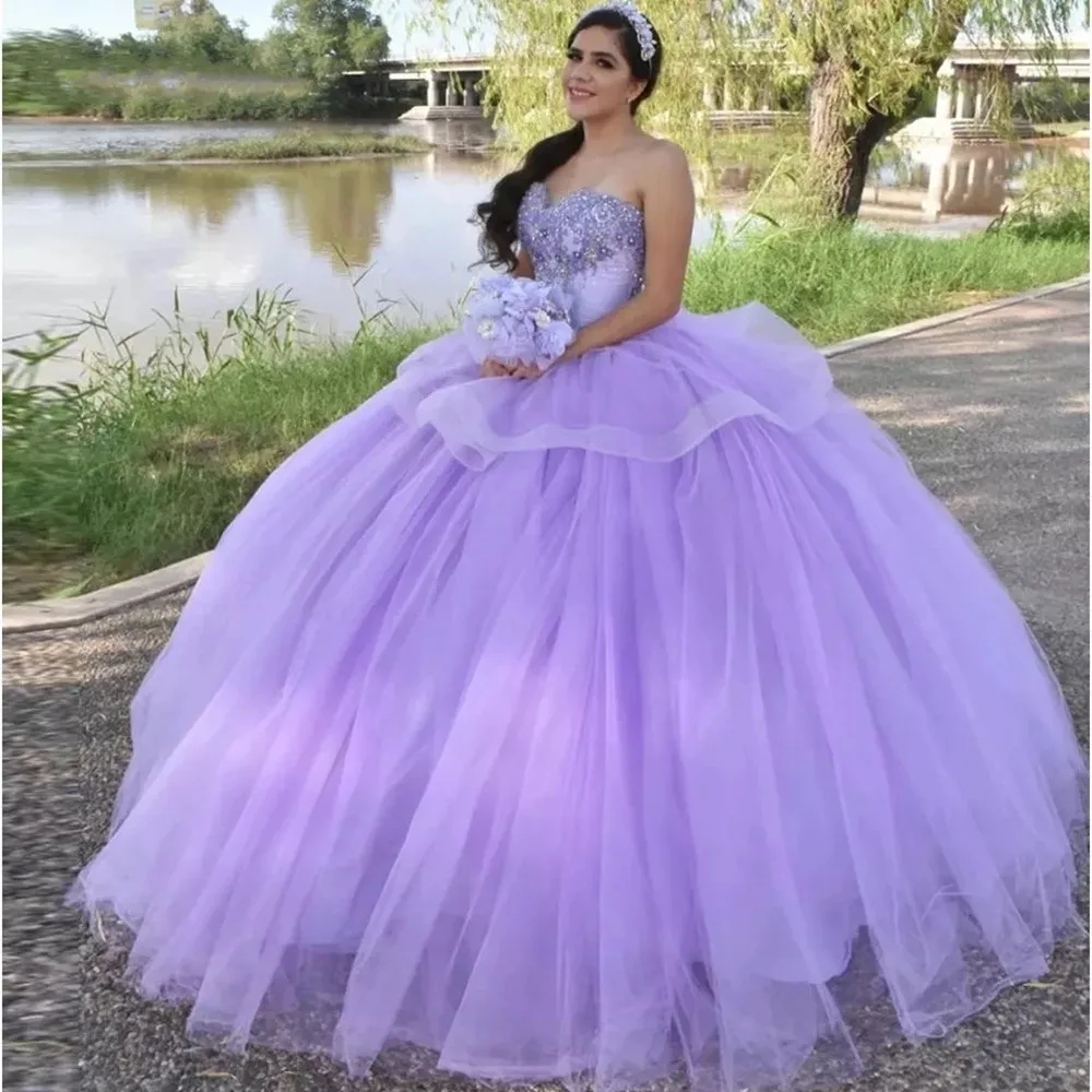 

Light Purple Quinceanera Dresses Sweetheart Lace Appliques Sequined Beads Party Princess Sweet 16 Ball Gown Vestidos De 15 Anos