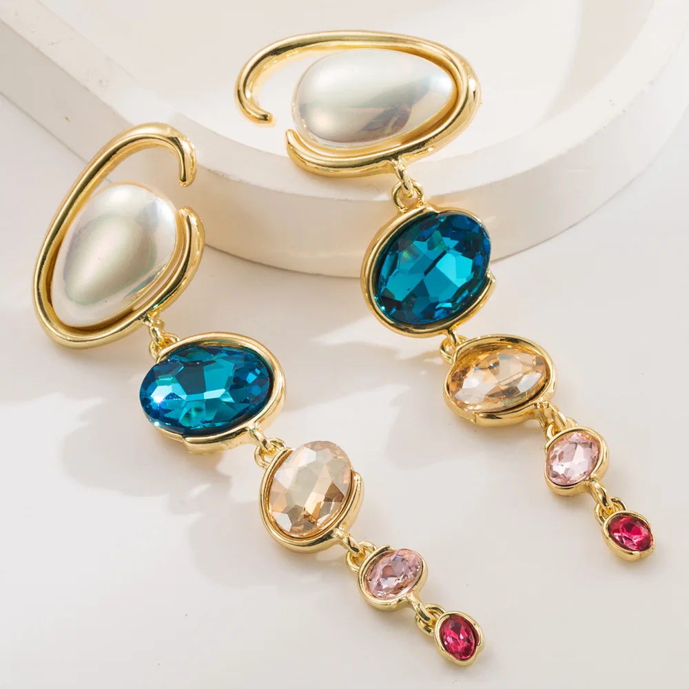 

Персонализированные длинные серьги с кисточками и бриллиантами