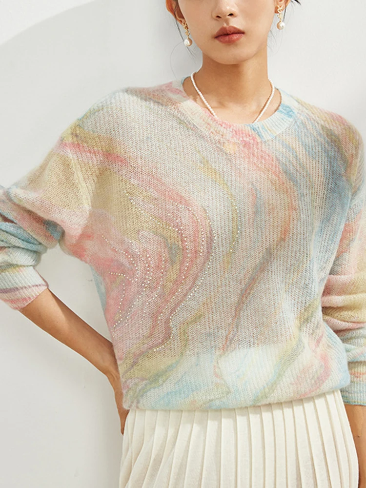 Женский трикотажный свитер с круглым вырезом и длинными рукавами