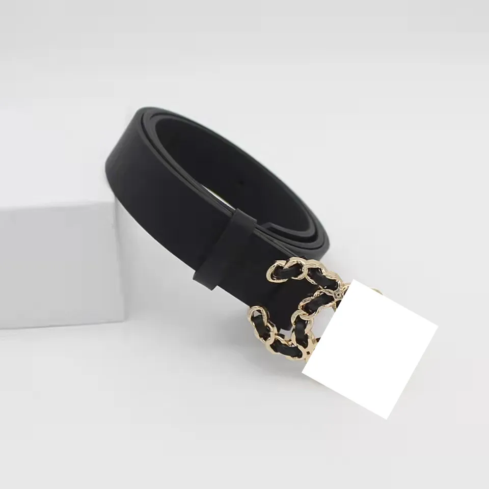 

Ремень из натуральной кожи, с пряжкой и надписью