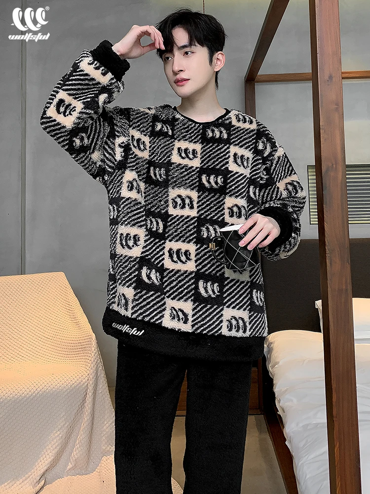 Men's Pajamas Coral Fleece Winter Thickened Fleece-lined Warm Autumn and Youth Can Be Worn outside Homewear Set