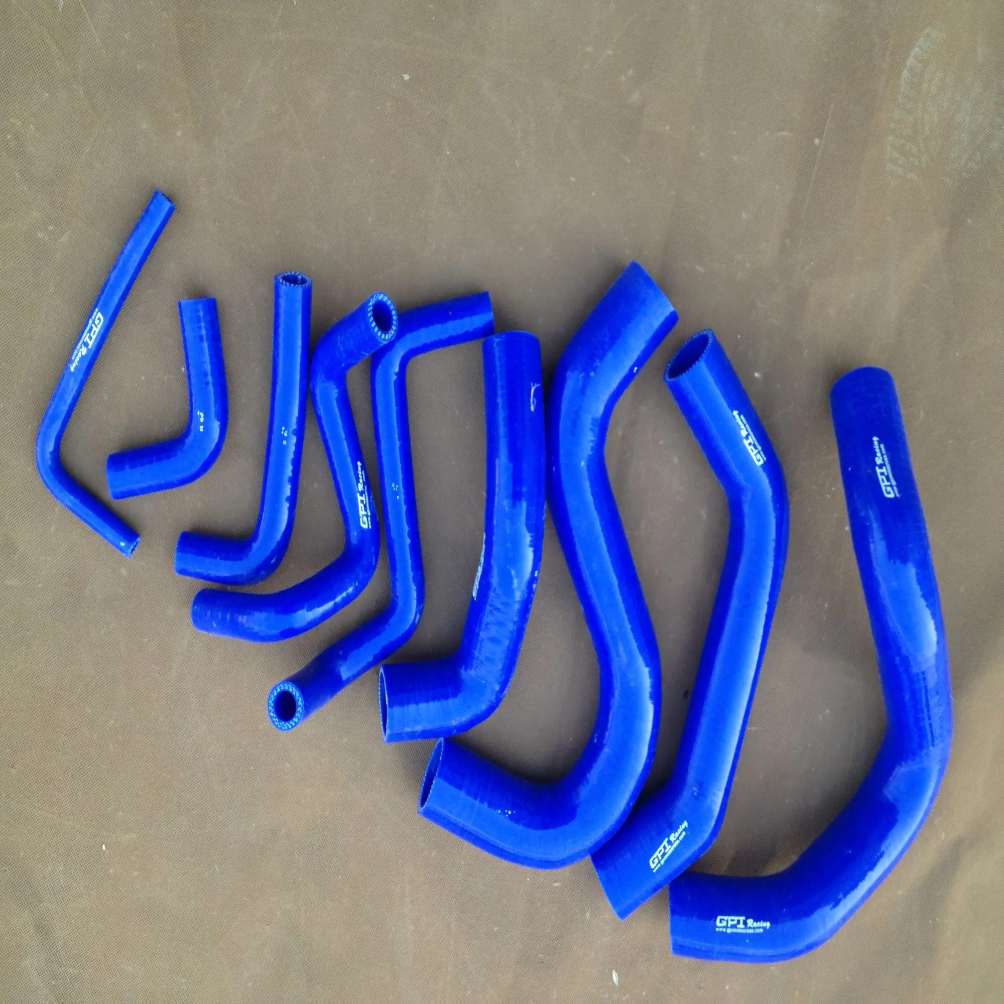 Для Nissan Patrol Y60 GQ 2 8L RD28T Turbo 1994-1997 силиконовый комплект шлангов радиатора 1994 1995 1996 1997