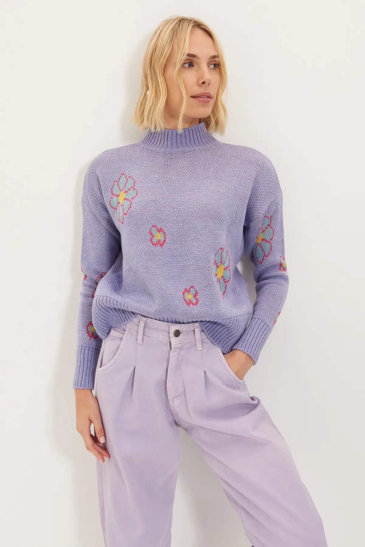 

Trendyol Knitwear Sweater TWOAW22KZ1738