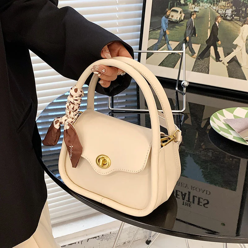 

Bag Women 2022 New Fashion Women's Bag Niche Design Portable Women's Messenger Single Shoulder Bag Foreign Style Net Red Bags