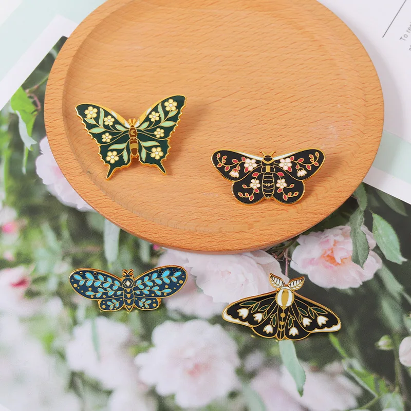 

Insect Series Color Butterfly Modeling Enamel Pin Cartoon Brooch Lapel Badges Jewelry Gift Funny Cute Fashion Kids Friends