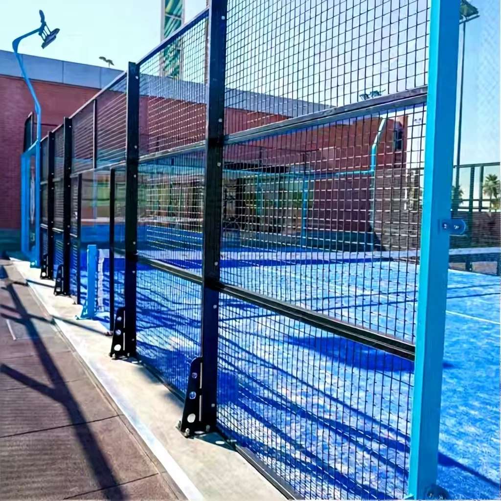 Фото XTZPADEL Уличный панорамный корт для падела на заказ, полный комплект, теннисный корт-клетка, профессиональные инфраструктуры для корта для сквоша №1