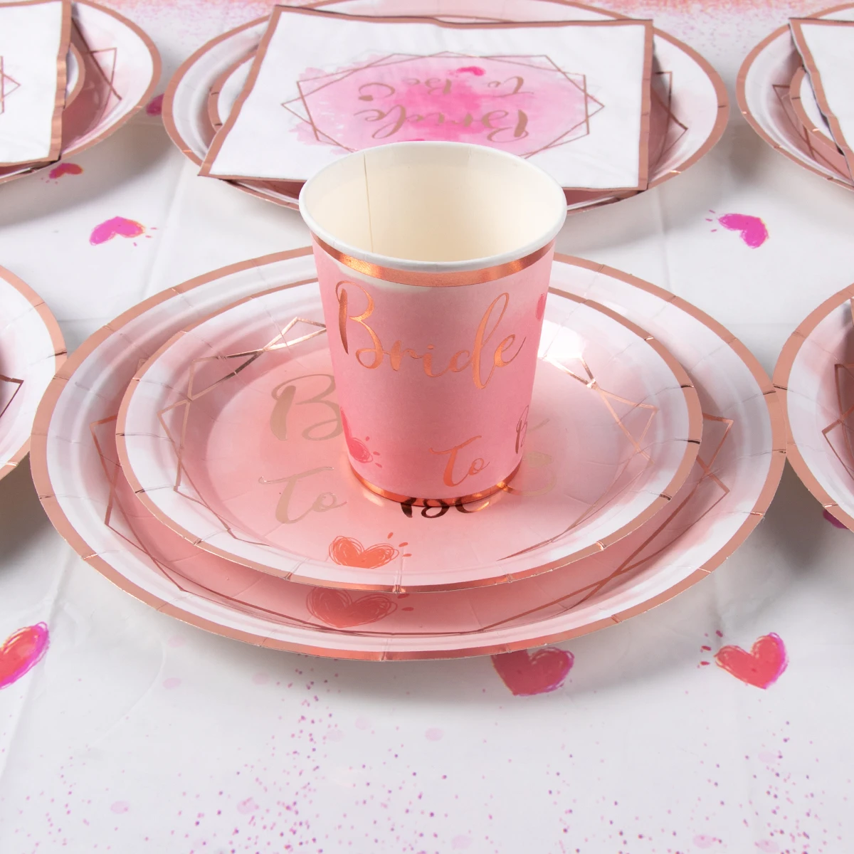 Одноразовая посуда для невесты полосатые тарелки из розового золота салфетки