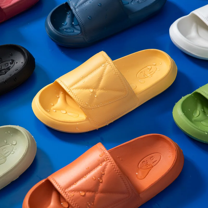 

2022 Women Slippers Summer Beach Female Thick Platform Sandals Soft Eva Men Home Indoor Bathroom Leisure Anti-slip Shoes