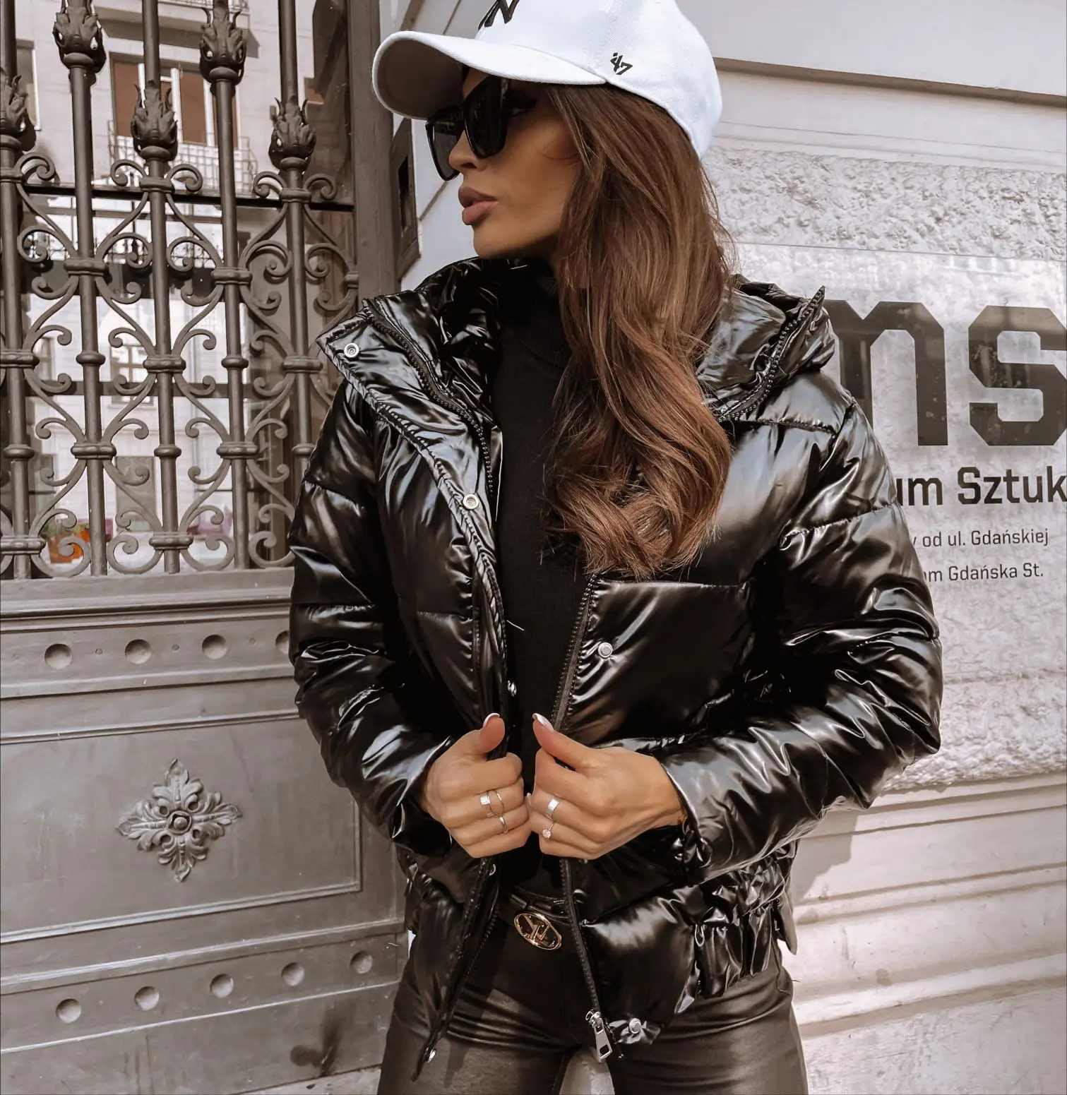 2022 Windproof Hooded Cotton Clothing Long-Sleeved Top Women's Body Fitting Warm Winter Short Coat Solid Color