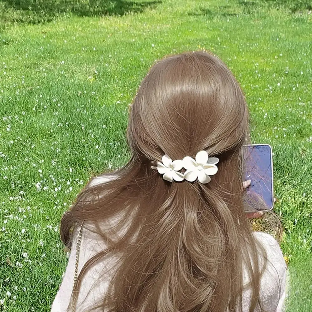 

Trendy Hair Barrette Strong Grip Headwear Women Matte Flower Butterflies Decor Hair Claw Gift Hair Claw Styling Tool