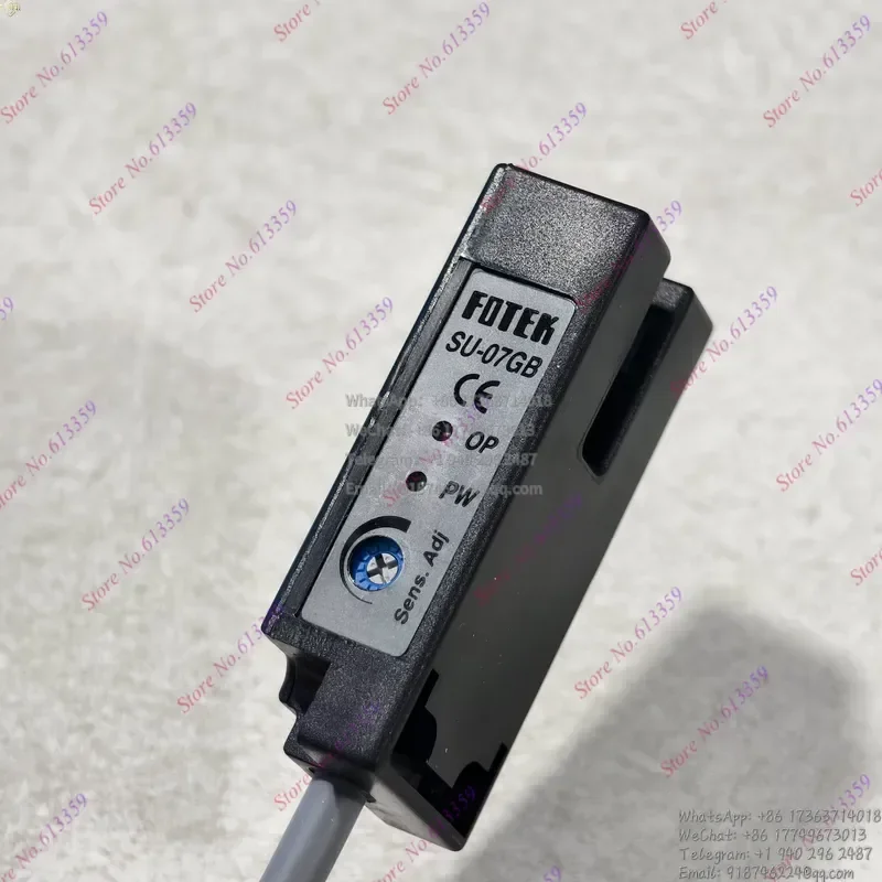Фото Фотоэлектрический датчик SU-07GB NPN+PNP NC U-образный, зеленый, новый №4