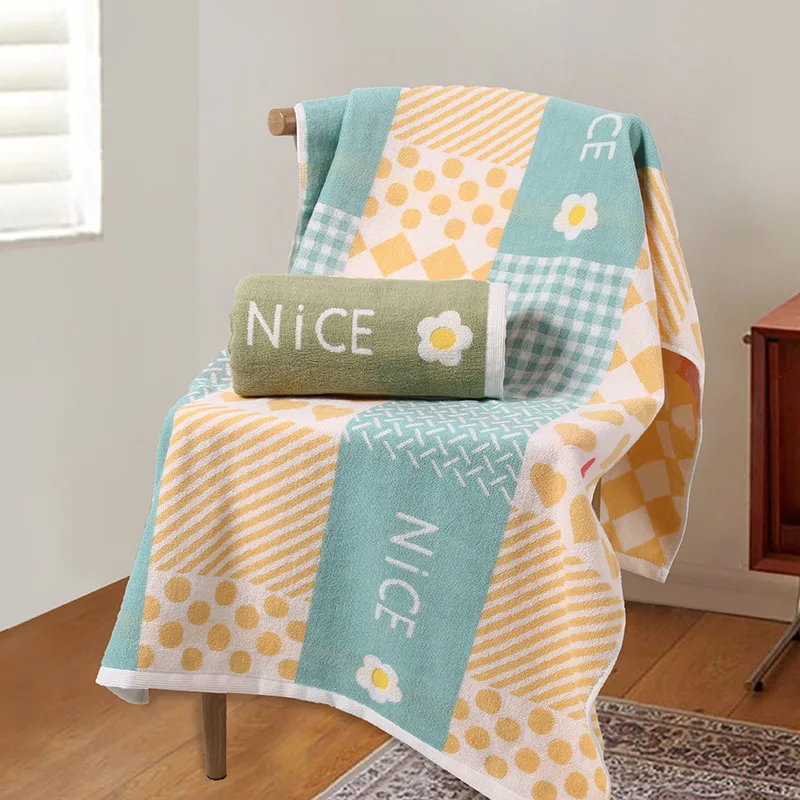 

70x140cm Pure Cotton Fashion Bath Towel New Flower Yarn Jacquard Embroidery Soft Absorbent Travel Home Bathroom Large Bath Towel